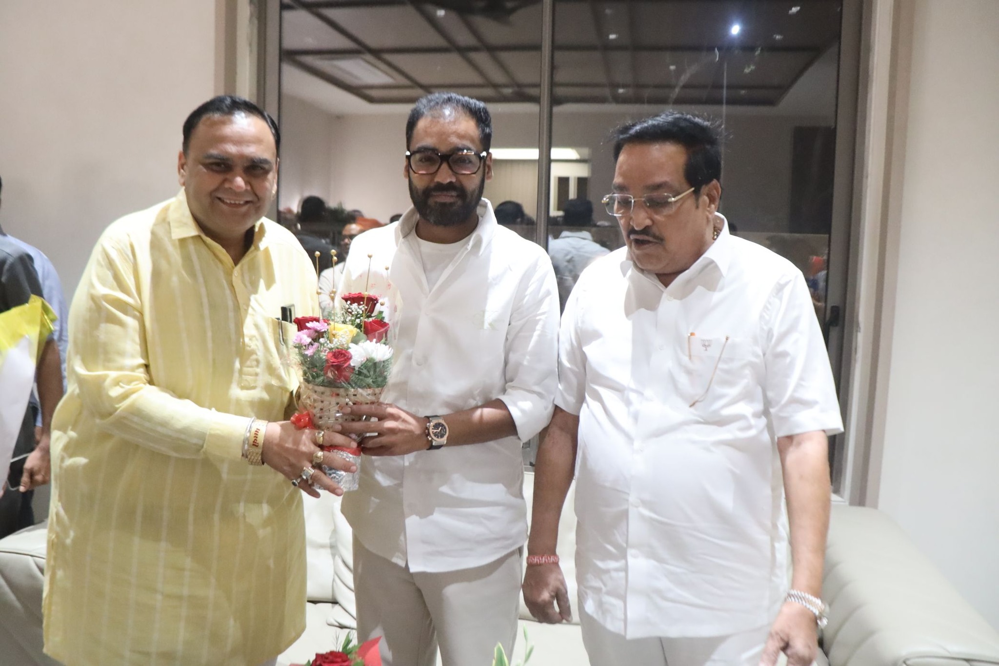 તા.૧૭-૦૧-૨૦૨૫ ના રોજ ભારતીય જનતા પાર્ટી ગુજરાત પ્રદેશના પ્રસિદ્ધ અધ્યક્ષ અને કેન્દ્રીય જળ ઉર્જા મંત્રી આદરણીય શ્રી સી આર પાટીલ સાહેબે આદરણીય શ્રી સી આર પાટીલ સાહેબ અને તેમના પુત્ર શ્રી જીજ્ઞેશભાઈ પાટીલજીના નવનિર્મિત નિવાસ સ્થાનની મુલાકાત લીધી.